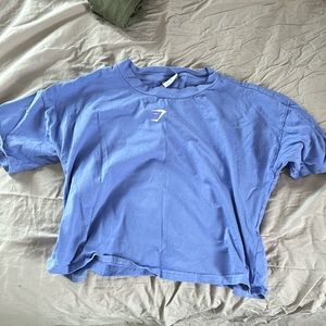 Cropped Gymshark t-shirt